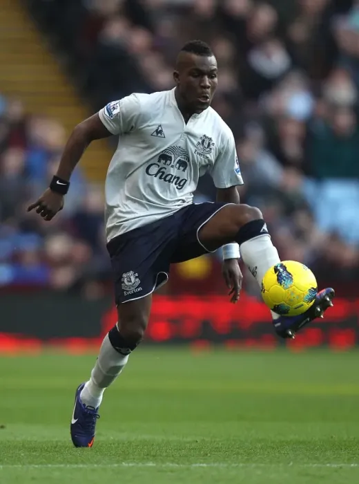 Framed Print : Royston Drenthe in Action: Everton vs. Aston Villa, Barclays Premier League (14 January 2012) Framed Print : Royston Drenthe in Action: Everton vs. Aston Villa, Barclays Premier League (14 January 2012)