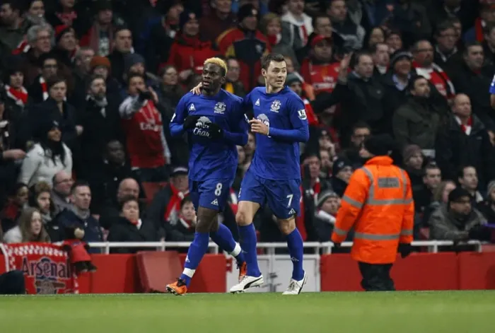 Framed Print : Saha and Bilyaletdinov: Everton's Unforgettable Goal Celebration vs. Arsenal (01 February 2011) Framed Print : Saha and Bilyaletdinov: Everton's Unforgettable Goal Celebration vs. Arsenal (01 February 2011)