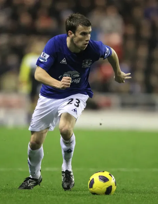 Framed Print : Seamus Coleman in Action: Everton vs. Sunderland at Stadium of Light (November 22, 2010, Barclays Premier League) Framed Print : Seamus Coleman in Action: Everton vs. Sunderland at Stadium of Light (November 22, 2010, Barclays Premier League)