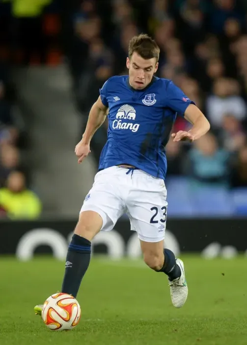 Framed Print : Seamus Coleman in Europa League Action: Everton vs BSC Young Boys at Goodison Park