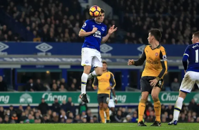 Framed Print : Seamus Coleman Scores the Opener: Everton's Thrilling Goal vs. Arsenal at Goodison Park, Premier League Framed Print : Seamus Coleman Scores the Opener: Everton's Thrilling Goal vs. Arsenal at Goodison Park, Premier League