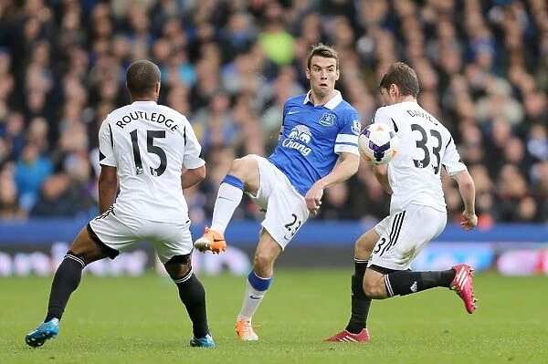 Seamus Coleman's Pass Thwarted: Everton's 3-2 Victory Over Swansea City (Goodison Park, 22-03-2014)