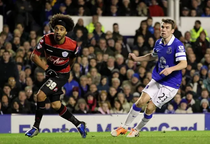 Framed Print : Seamus Coleman's Stunner: Everton's Fourth Goal in 4-0 FA Cup Triumph Over Queens Park Rangers (January 4, 2014)