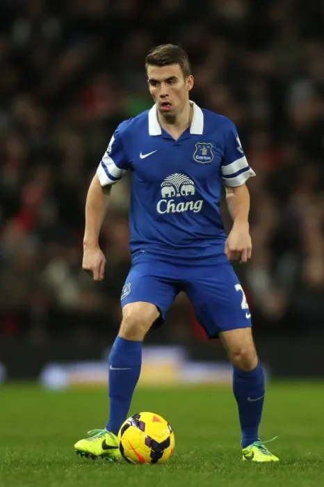 Framed Print : Seamus Coleman's Stunner: Everton's Shock 1-0 Win over Manchester United at Old Trafford (December 4, 2013)