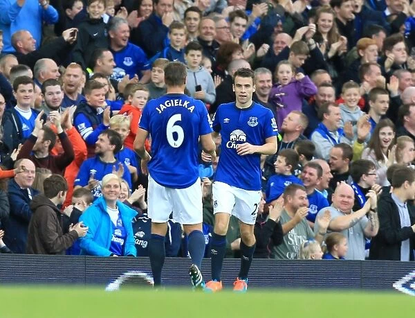 Seamus Coleman's Thrilling Triumph: Everton's Game-Changing Third Goal vs. Aston Villa