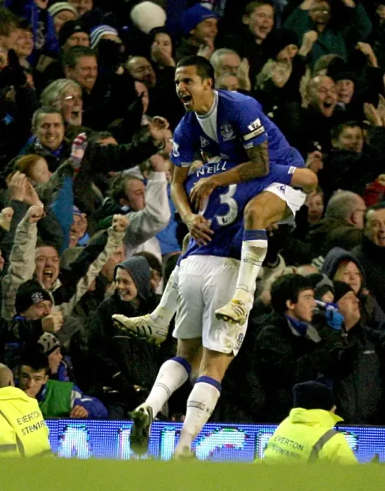 Framed Print : Soccer - Barclays Premier League - Everton v Tottenham Hotspur - Goodison Park Framed Print : Soccer - Barclays Premier League - Everton v Tottenham Hotspur - Goodison Park