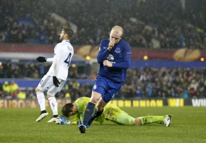 Framed Print : Steven Naismith Scores First Goal for Everton in Europa League Clash Against Dynamo Kiev Framed Print : Steven Naismith Scores First Goal for Everton in Europa League Clash Against Dynamo Kiev