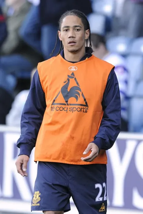 Framed Print : Steven Pienaar in Action: Everton vs. Queens Park Rangers, Barclays Premier League (03.03.2012, Loftus Road) Framed Print : Steven Pienaar in Action: Everton vs. Queens Park Rangers, Barclays Premier League (03.03.2012, Loftus Road)