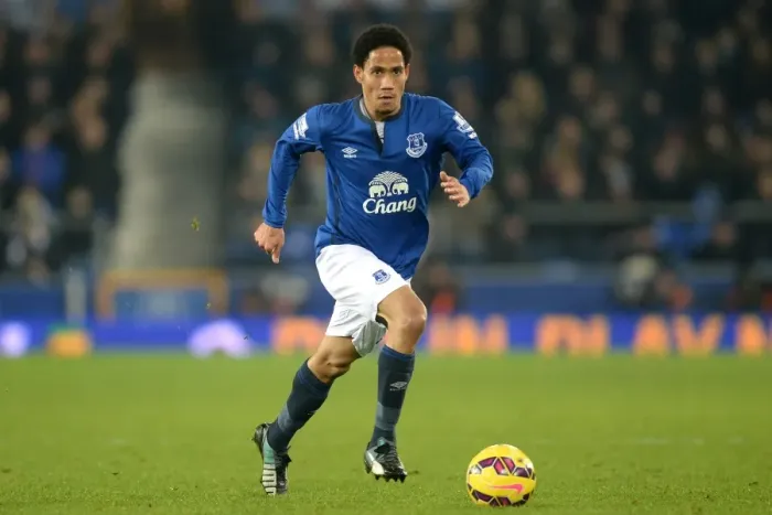 Framed Print : Steven Pienaar in Action: Everton vs Hull City, Premier League at Goodison Park