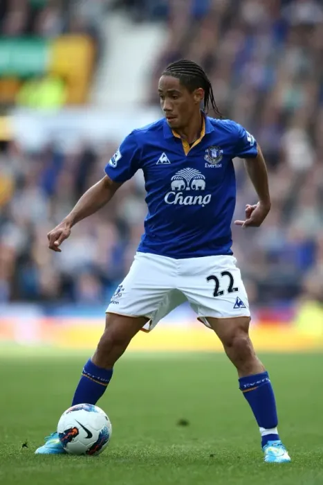 Framed Print : Steven Pienaar's Dramatic Victory: Everton's Thrilling Comeback Against Newcastle United (13 May 2012, Goodison Park)