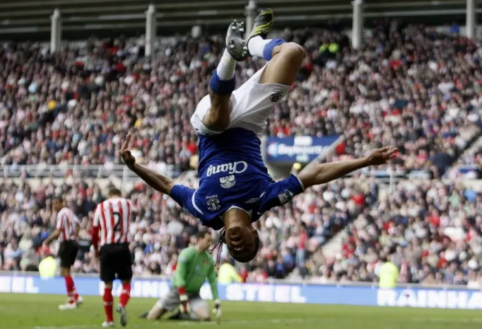 Framed Print : Steven Pienaar's Thrilling Goal Celebration: Everton's First Win at Sunderland in 08 / 09 Premier League Framed Print : Steven Pienaar's Thrilling Goal Celebration: Everton's First Win at Sunderland in 08 / 09 Premier League
