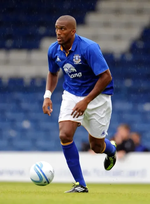 Framed Print : Sylvain Distin in Action: Everton FC vs. Bury (15 July 2011)