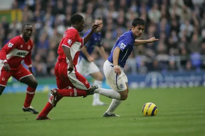 Framed Print : Tim Cahill Evades George Boateng: A Tactical Tussle at Everton vs Middlesbrough Framed Print : Tim Cahill Evades George Boateng: A Tactical Tussle at Everton vs Middlesbrough