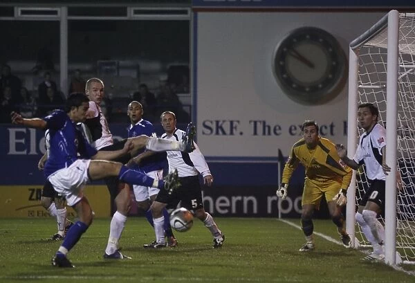 Tim Cahill Scores First Goal: Everton's Triumph Over Luton Town in Carling Cup Fourth Round, October 2007
