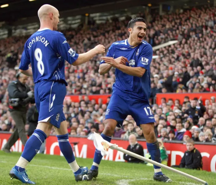Framed Print : Tim Cahill's Epic Goal: Everton Stuns Manchester United at Old Trafford, December 2007 (Barclays Premier League) Framed Print : Tim Cahill's Epic Goal: Everton Stuns Manchester United at Old Trafford, December 2007 (Barclays Premier League)