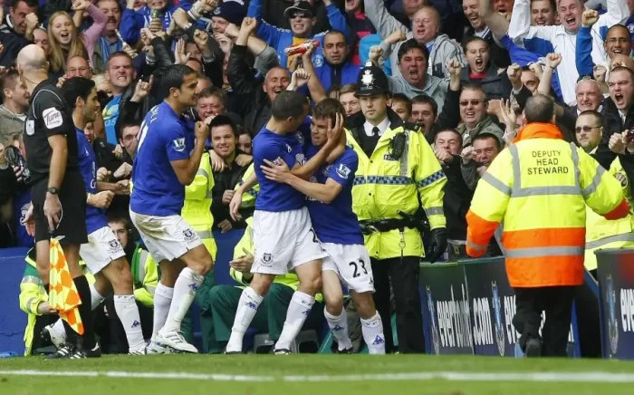 Framed Print : Tim Cahill's Historic Goal: Everton vs. Liverpool at Goodison Park, Barclays Premier League Framed Print : Tim Cahill's Historic Goal: Everton vs. Liverpool at Goodison Park, Barclays Premier League