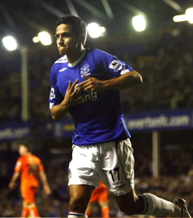 Framed Print : Tim Cahill's Thrilling First Goal for Everton: Everton vs. Luton Town, Goodison Park, 24 / 10 / 06 Framed Print : Tim Cahill's Thrilling First Goal for Everton: Everton vs. Luton Town, Goodison Park, 24 / 10 / 06