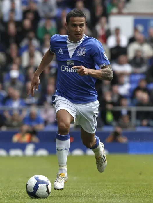 Framed Print : Tim Cahill's Thunderbolt: Everton's Triumph at Fulham's Craven Cottage - Barclays Premier League Framed Print : Tim Cahill's Thunderbolt: Everton's Triumph at Fulham's Craven Cottage - Barclays Premier League