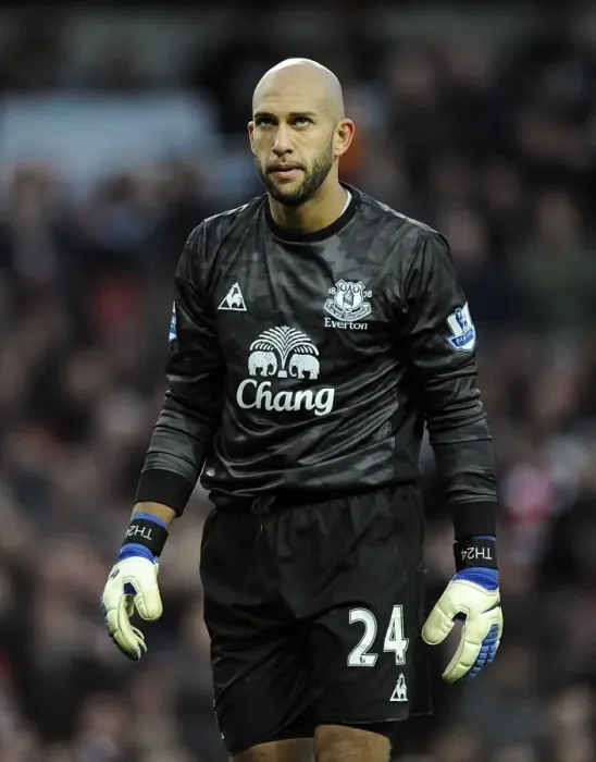 Framed Print : Tim Howard in Action: Everton vs. Arsenal, Barclays Premier League, Emirates Stadium (10 December 2011) Framed Print : Tim Howard in Action: Everton vs. Arsenal, Barclays Premier League, Emirates Stadium (10 December 2011)