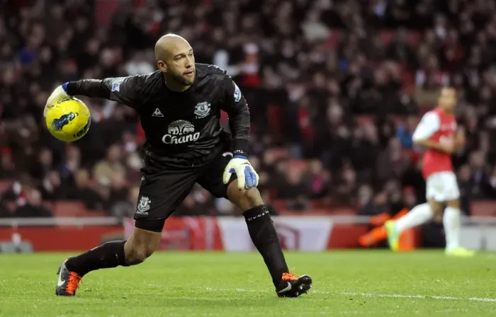 Framed Print : Tim Howard in Action: Everton vs. Arsenal - Premier League Rivalry at Emirates Stadium (10 December 2011)