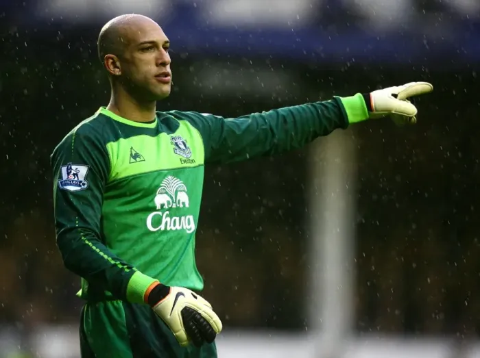 Framed Print : Tim Howard in Action: Everton vs. Blackpool, Barclays Premier League (05 February 2011), Goodison Park