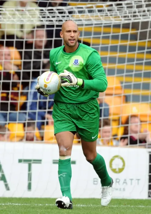 Framed Print : Tim Howard in Action: Everton vs. Motherwell Pre-Season Friendly at Fir Park Stadium