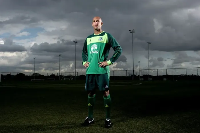 Framed Print : Tim Howard: Everton's Unyielding Guardian Framed Print : Tim Howard: Everton's Unyielding Guardian