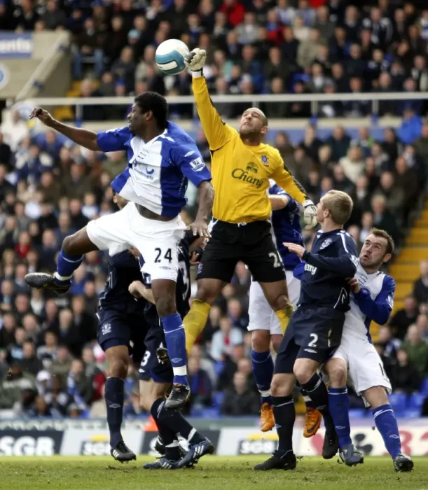 Framed Print : Tim Howard's Heroic Save: Birmingham vs. Everton, Barclays Premier League (2008) Framed Print : Tim Howard's Heroic Save: Birmingham vs. Everton, Barclays Premier League (2008)