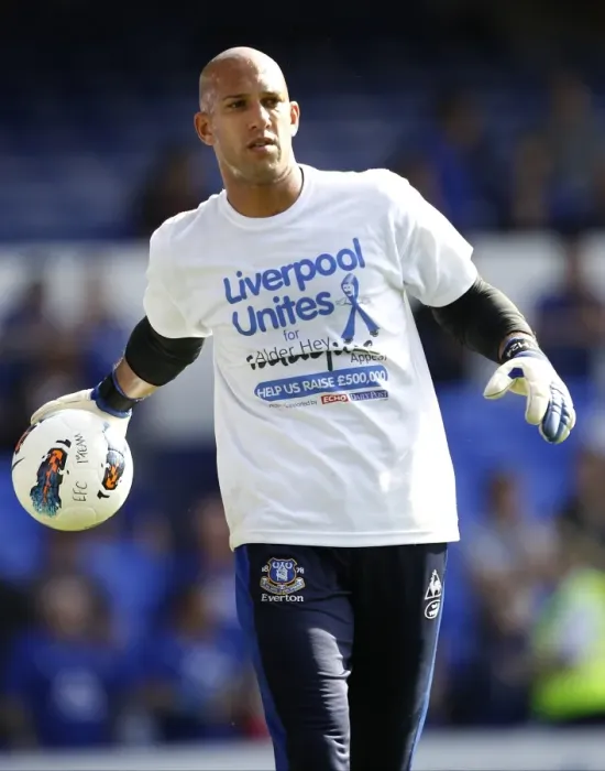 Framed Print : Tim Howard's Showdown at Goodison Park: Everton vs Liverpool, Barclays Premier League (1 October 2011) Framed Print : Tim Howard's Showdown at Goodison Park: Everton vs Liverpool, Barclays Premier League (1 October 2011)