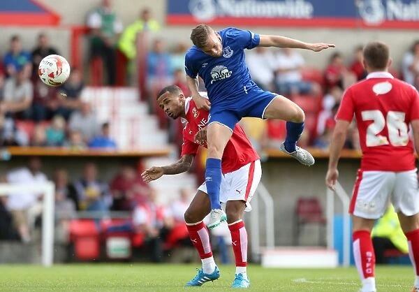 Tom Cleverley in Action: Everton's Pre-Season Friendly vs. Swindon Town at The County Ground