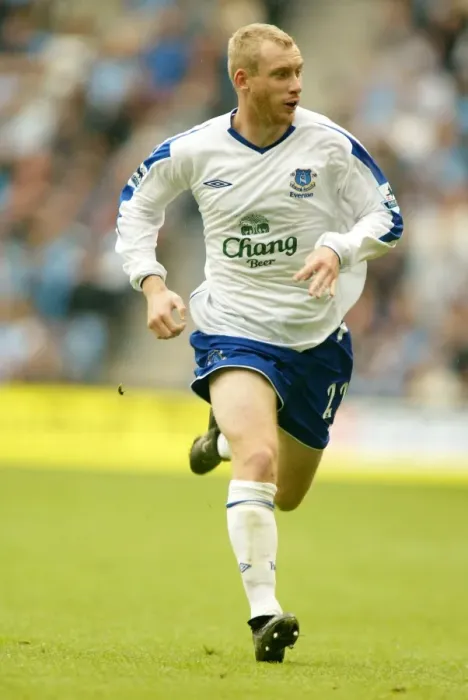 Framed Print : Tony Hibbert in Action: Manchester City vs. Everton, Barclays Premiership, 11 September 2004