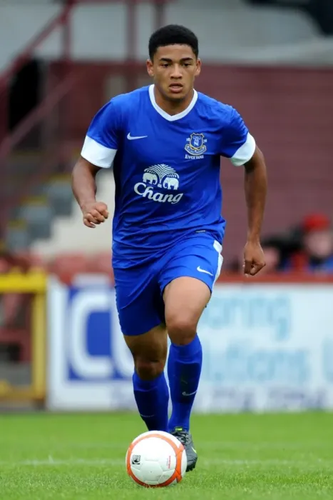Framed Print : Tyas Browning in Action: Everton's Pre-Season Clash against Partick Thistle at Firhill Stadium Framed Print : Tyas Browning in Action: Everton's Pre-Season Clash against Partick Thistle at Firhill Stadium