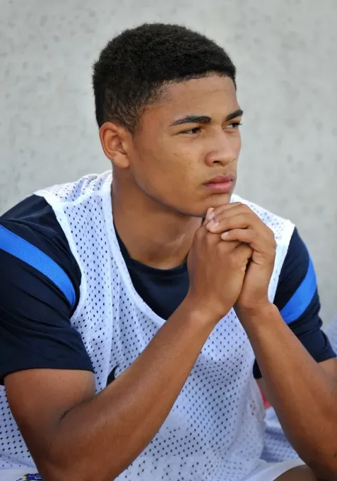 Framed Print : Tyias Browning in Action: Everton's Pre-Season Friendly vs Morecambe at Globe Arena