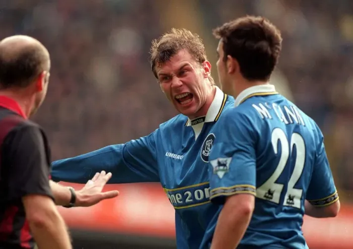 Framed Print : Unyielding Striker: Duncan Ferguson's Everton Years (1997 / 98) Framed Print : Unyielding Striker: Duncan Ferguson's Everton Years (1997 / 98)
