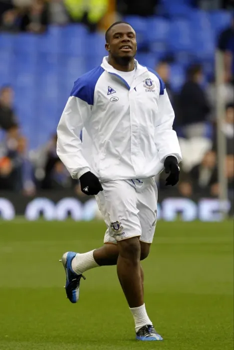 Framed Print : Victor Anichebe's Thrilling Goal Celebration vs. West Bromwich Albion (Everton FC, BPL 2011-12)