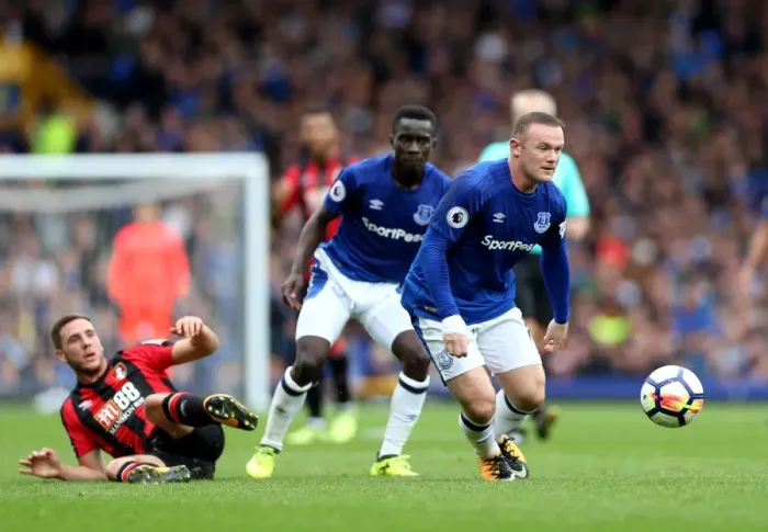 Framed Print : Wayne Rooney in Action: Everton vs AFC Bournemouth, Premier League at Goodison Park Framed Print : Wayne Rooney in Action: Everton vs AFC Bournemouth, Premier League at Goodison Park