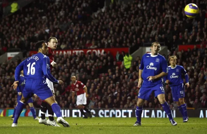 Framed Print : Wayne Rooney's Thrilling Near-Miss: Manchester United vs. Everton (Premier League, 29 / 11 / 06) Framed Print : Wayne Rooney's Thrilling Near-Miss: Manchester United vs. Everton (Premier League, 29 / 11 / 06)
