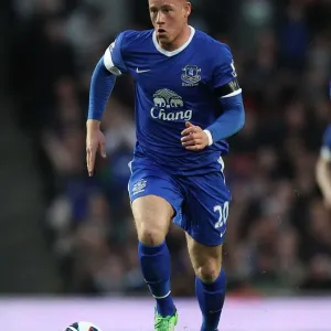 0-0 Stalemate: Ross Barkley's Battle at Emirates Stadium (16-04-2013) 0-0 Stalemate: Ross Barkley's Battle at Emirates Stadium (16-04-2013)