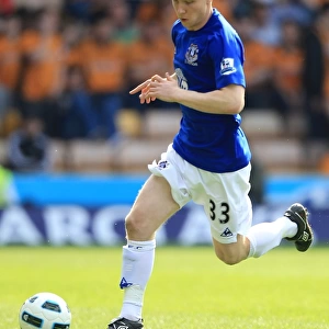 Adam Forshaw in Action: Everton vs. Wolverhampton Wanderers, Barclays Premier League (2011)
