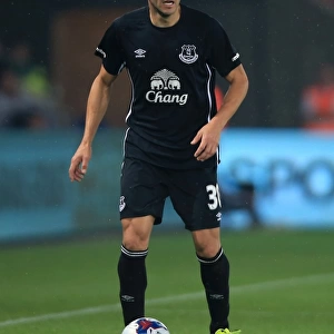 Alcaraz in Action: Everton vs Swansea, Capital One Cup Third Round