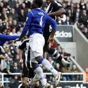 Ameobi vs. Yobo: Battle of the Premier League Titans at St. James Park (Newcastle United vs. Everton, 22/2/09) Ameobi vs. Yobo: Battle of the Premier League Titans at St. James Park (Newcastle United vs. Everton, 22/2/09)
