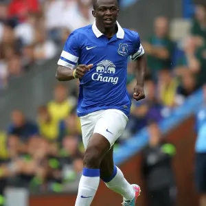 Arouna Kone Scores in Everton's Pre-Season Win over Blackburn Rovers (27-07-2013)