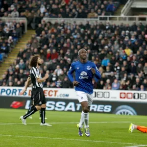 Arouna Kone Stunner Print - Everton's First Goal Arouna Kone Stunner Print - Everton's First Goal