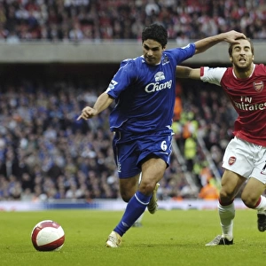 Arsenal v Everton 28 / 10 / 06 Arsenals Mathieu Flamini and Evertons Mikel Arteta in action