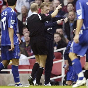 Arsenal v Everton 28 / 10 / 06 Everton manager David Moyes is sent off by referee Mike Riley