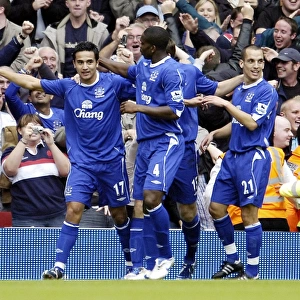 Arsenal v Everton 28 / 10 / 06 Tim Cahill celebrates scoring the first goal for Everton with team mates