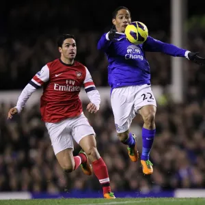 Battle for the Ball: Arteta vs. Pienaar - Everton vs. Arsenal Rivalry (1-1)