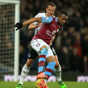 Battle for the Ball: Ayew vs Jagielka - Aston Villa vs Everton in the Premier League Battle for the Ball: Ayew vs Jagielka - Aston Villa vs Everton in the Premier League
