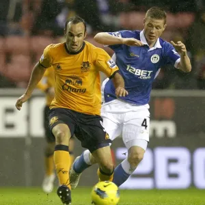 Battle for the Ball: Donovan vs. McCarthy - Everton vs. Wigan Athletic (February 2012) Battle for the Ball: Donovan vs. McCarthy - Everton vs. Wigan Athletic (February 2012)