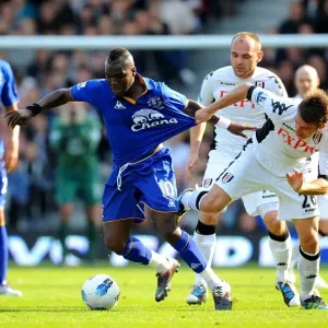 Battle for the Ball: Drenthe vs. Grygera - Fulham vs. Everton, Premier League (2011)